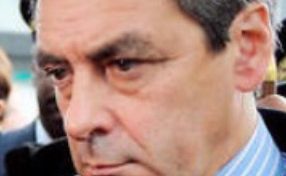 François Fillon, empêtré dans une procédure judiciaire qui concerne sa famille et ternit  sa campagne crie son indignation et sa douleur face aux graves accusations qui le touchent de plein fouet.