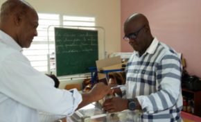 Parle Hamon cul ma tête est malade