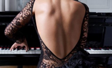 KHATIA BUNIATISHVILI, UNE PIANISTE QUI BOUSCULE L’UNIVERS DE LA MUSIQUE CLASSIQUE