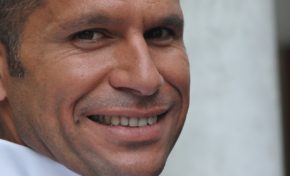 Simon Jean-Joseph fait son devoir de Citroën