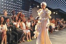 La femme Patuna se veut fougueuse, passionnée...