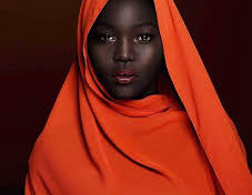 Nyakim Gatwech : "Va prendre une douche, tu es sale, souris, histoire qu’on puisse te voir"