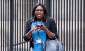 Une député de La République En Marche mord un chauffeur de taxi