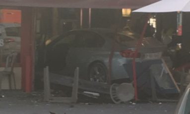 [Breaking] Une voiture fonce intentionnellement dans une terrasse en Seine et Marne