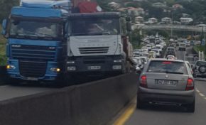 Quand le cas camion fout la merde en Martinique