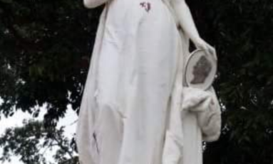 21 septembre 1991...la statue de l'impératrice Joséphine est étêtée à Fort-de-France en Martinique