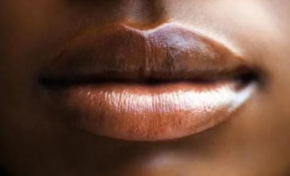 ALERTE SUR LES DANGERS DE CERTAINS BAUMES À LÈVRES