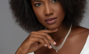MISS FRANCE 2018…MISS MARTINIQUE PEAUFINE SA PEAU AU POSSIBLE