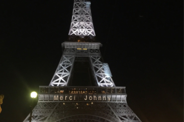 L'image du jour 9/12/17 - Paris -Tour Eiffel - Johnny Hallyday