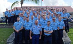 🎶🎶🎵🎵Bleus pâles bleus font ces manman🎵🎵🎺🎺