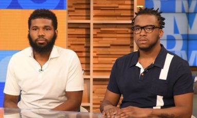 Les deux Noirs arrêtés au Starbucks négocient 200 000$ pour aider les jeunes entrepreneurs