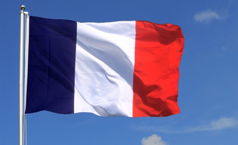 La Martinique, La Réunion, la Guadeloupe, La Guyane, doivent-elles demeurer des colonies de la FRANCE ?