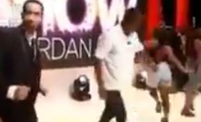 Et pendant ce temps là en Guadeloupe...Ary danse