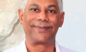 José Anelka : "Et puisque vous voulez savoir, Mme Sénat est la seule personne qui se fait sauter dans la rédaction"