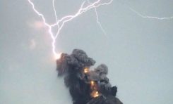 Impressionnante éruption volcanique au Guatemala (Photos - Vidéos)