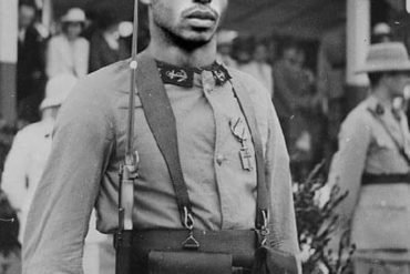 Eh oui...Titi cher zouave tu n'es qu'un sombre et ténébreux tirailleur quand tu te tires ailleurs