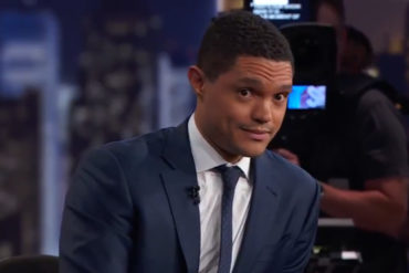 Trevor Noah répond à une lettre de l'ambassadeur de France Gérard Araud (version française)