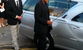 La Martinique...ah la vie...ah la mort...quand les boules côtoient le corps billard