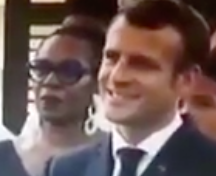 FDF offre entre pays et oignon sa luette lyrique à Emmanuel Macron en Martinique