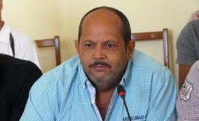 ENTRE DEMAGOGIE ET OPPORTUNISME POLITIQUE, LES VOLTE-FACE D’OLIVIER MARIE-REINE NOIENT LE POISSON EN MARTINIQUE