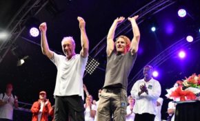 Route du rhum 2018 : Francis Joyon bat Gabart et gagne la bagarre du pont de la Gabarre