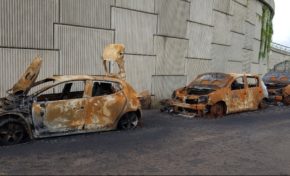 Trois véhicules carbonisés à deux pas d'une gendarmerie en Martinique