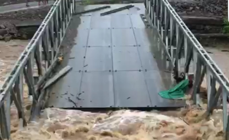 Grosses pluies à la Dominique