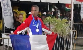 Petit bout de drapeau ?