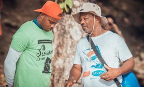 L'image du Tour de la Martinique des yoles rondes 2019