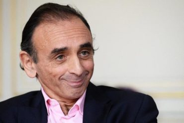 La construction de la résidence officielle du président de la République française Emmanuel Macron a été financée par un esclavagiste