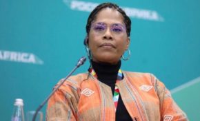 Nathalie Yamb : "aucun pays colonisé par la France n'a jamais accédé au développement"