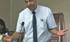 Martinique : à 64 ans...il trouve du boulot à l'Espace Sud...c'est un miracle