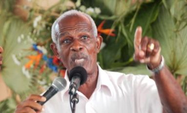 Garcin Malsa : "Concernant les propos que j'ai tenu sur Bernard Hayot le maître de la Martinique...je persiste et je signe"