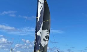 Transat Jacques Vabre : arrivée du maxi-trimaran Edmond de Rothschild en Martinique
