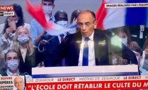 France - Présidentielle 2022 : Eric Zemmour a son...peau noire et masque blanc