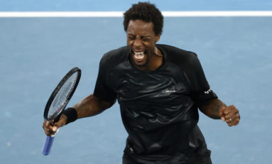 Gaël  Monfils entre lutte et Russe