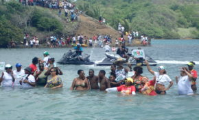 Yoles-Rondes – 36ème Tour de Martinique : UFR/Chanflor gagne la deuxième étape à Trinité