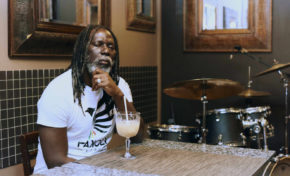 Tiken Jah Fakoly : « Un reggae man qui ne s’intéresse pas à la politique devrait faire du zouk ! »