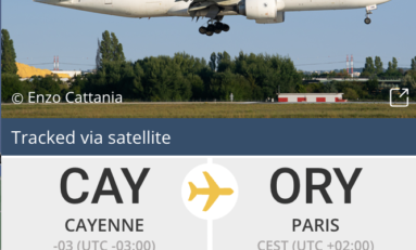 Une femme fait un malaise. L'avion du ministre de la Justice fait demi-tour... de retour de Guyane...