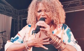 Jocelyne Béroard... toute une vie à avoir envie de musique 🎶🎶