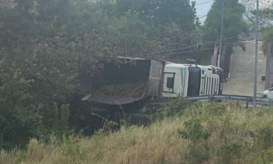 Martinique : spectaculaire accident de la route au quartier monnerot au François