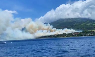Carême en Martinique : feu de broussailles spectaculaire à Saint-Pierre