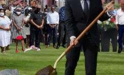 Martinique : Emmanuel Macron enterre la pelle de Fort-de-France