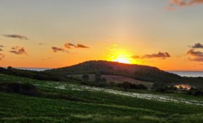Coucher de soleil à Fond Moustiques en Martinique...