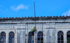 LIBERTÉ- ÉGALITÉ - FRATERNITÉ - PARADOXE - FACTICITÉ... Martinique