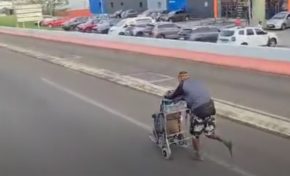 Un francais originaire de Martinique invente le TCSP individuel