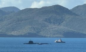 Images du jour 03/03/24 - Le sous-marin nucléaire Duguay-Trouin dans la baie de Fort-de-France