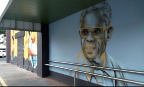 "Enculé-es de France...mettez vos bagnes à Aubagne !!!"