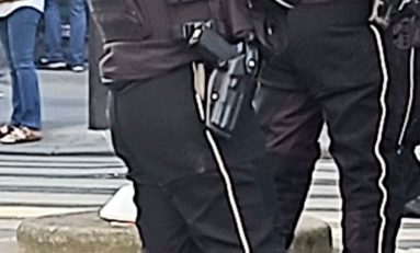 POLICE AND LOCKS...🤔🤔🤔