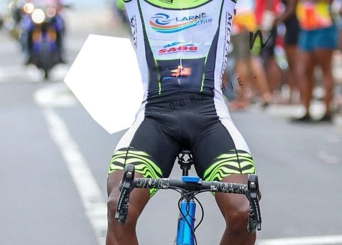 Tour international cycliste de la Martinique 2025 : Damien Urcel savoure une victoire aux lambis